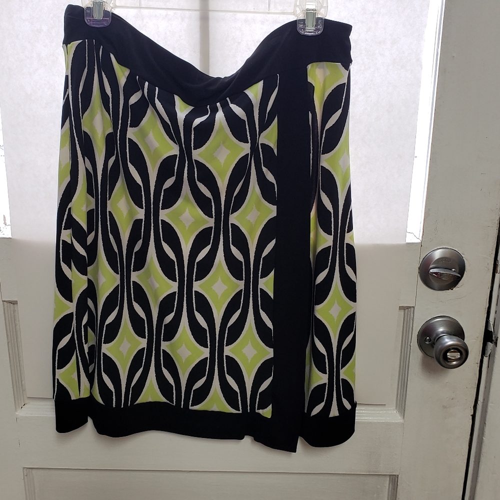DRESS BARN SKIRT